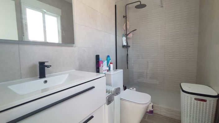 Image No.33-5 Bed Villa for sale