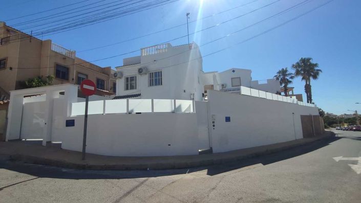 Image No.39-5 Bed Villa for sale