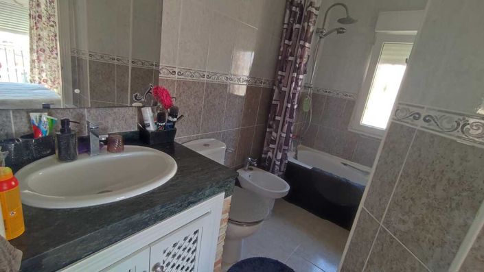 Image No.29-3 Bed Villa for sale