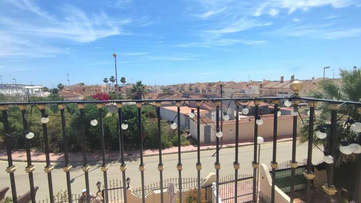 Image No.31-3 Bed Villa for sale