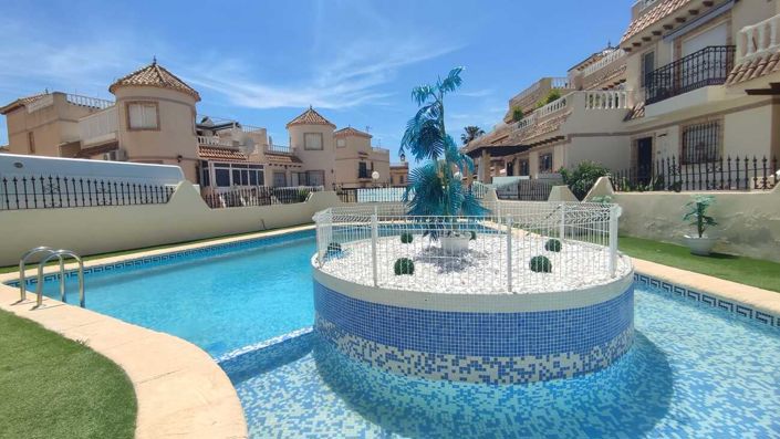 Image No.8-3 Bed Villa for sale