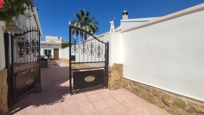 Image No.15-Villa de 4 chambres à vendre à Alicante