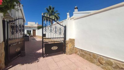 villa-montezenia-cl297-13