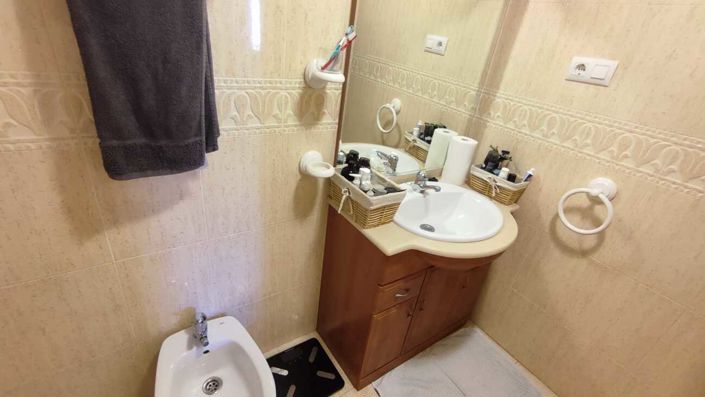 Image No.21-3 Bed Apartment for sale