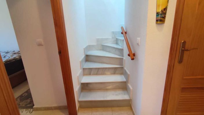 Image No.25-3 Bed Apartment for sale