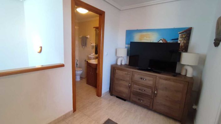 Image No.27-3 Bed Apartment for sale