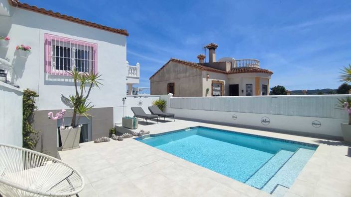 Image No.12-3 Bed Villa for sale
