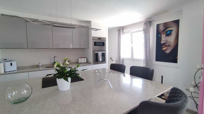 Image No.18-3 Bed Villa for sale