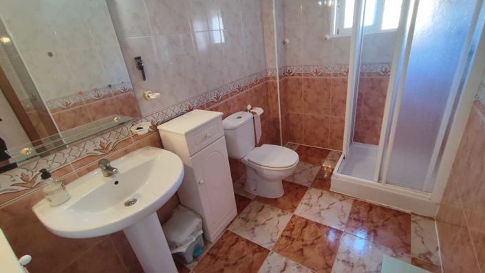 Image No.23-2 Bed Villa for sale