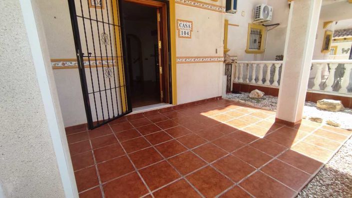 Image No.8-2 Bed Villa for sale