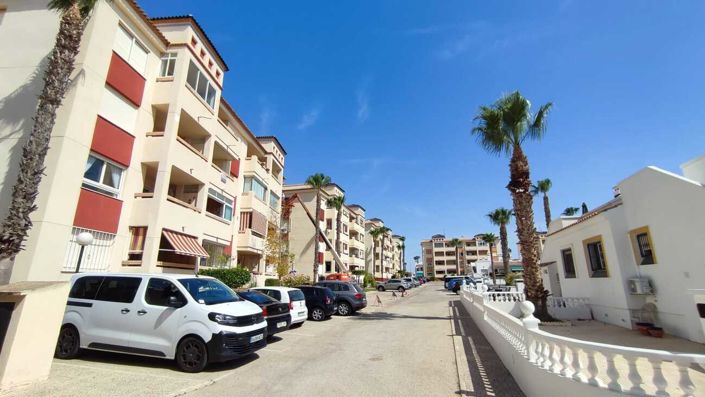 Image No.8-2 Bed Apartment for sale