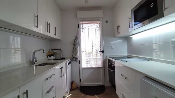 Image No.16-3 Bed Quad for sale