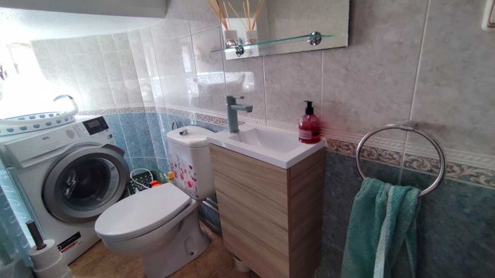 Image No.17-3 Bed Quad for sale