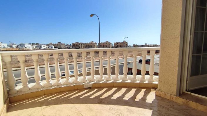 Image No.28-3 Bed Quad for sale