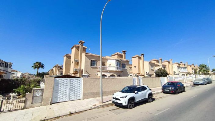 Image No.31-3 Bed Quad for sale