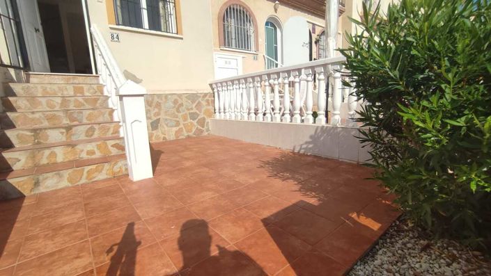 Image No.21-2 Bed Townhouse for sale