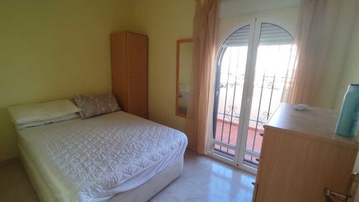 Image No.24-2 Bed Townhouse for sale