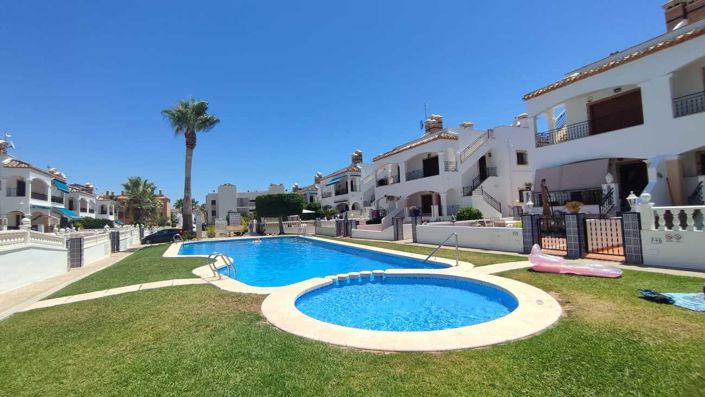 Image No.20-2 Bed Apartment for sale