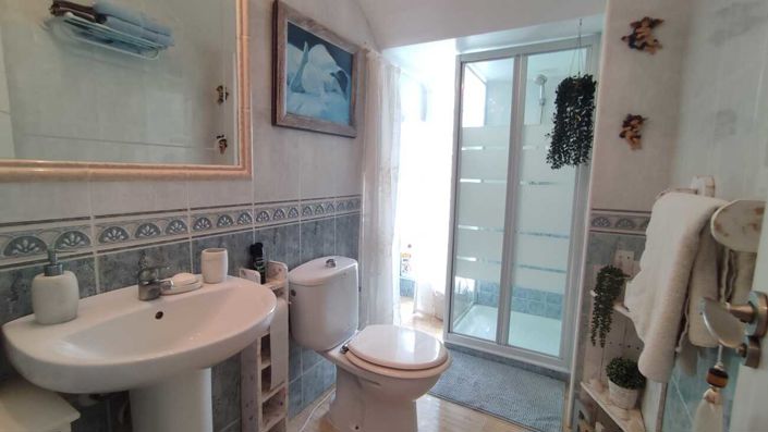 Image No.17-3 Bed Villa for sale