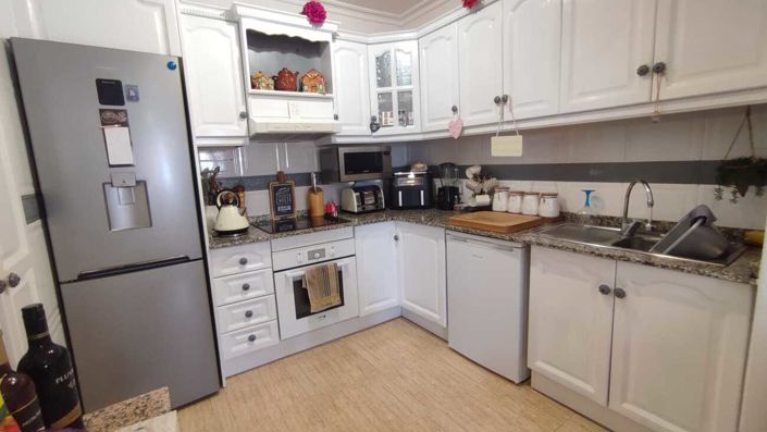 Image No.3-3 Bed Villa for sale