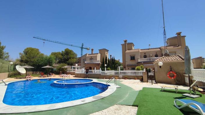Image No.4-3 Bed Villa for sale