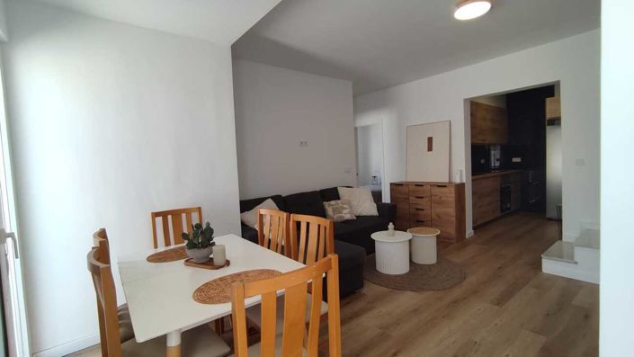 Image No.20-Quad de 3 chambres à vendre à Los Altos