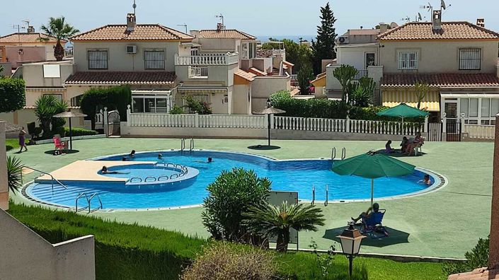 Image No.3-Quad de 3 chambres à vendre à Los Altos