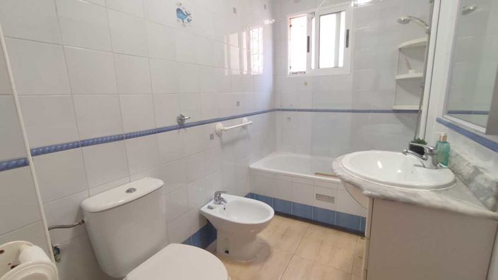 Image No.17-2 Bed Villa for sale