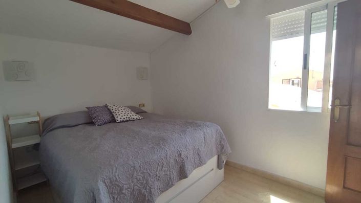 Image No.19-2 Bed Villa for sale