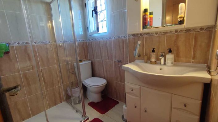 Image No.16-2 Bed Apartment for sale