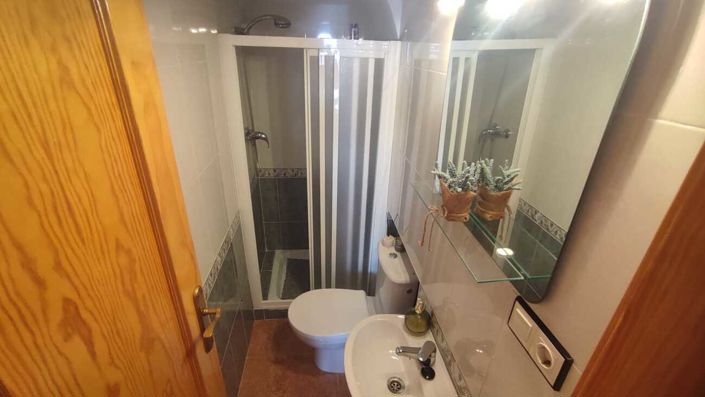 Image No.19-3 Bed Villa for sale