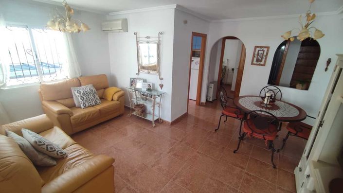 Image No.2-3 Bed Villa for sale