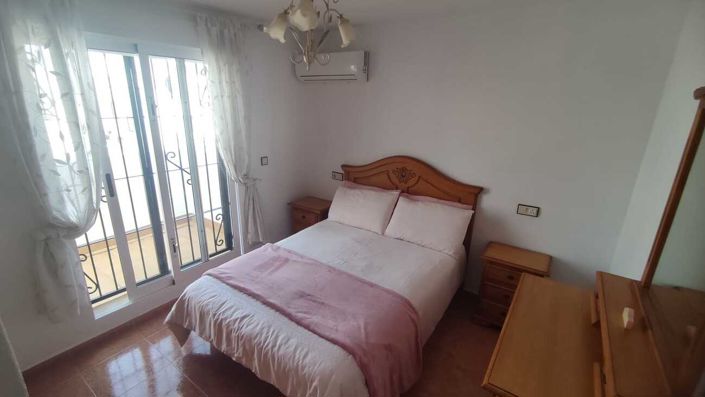 Image No.3-3 Bed Villa for sale