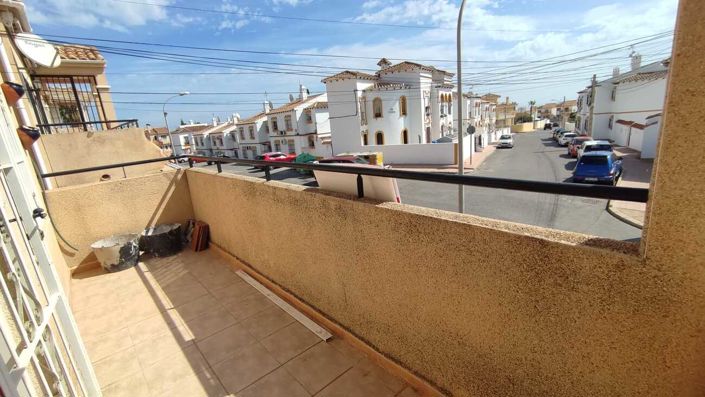 Image No.12-2 Bed Apartment for sale
