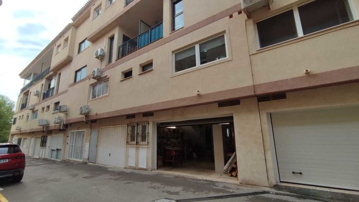 Image No.39-3 Bed Townhouse for sale