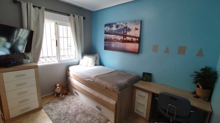 Image No.19-3 Bed Townhouse for sale