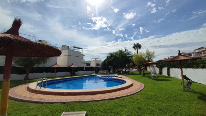 Image No.3-3 Bed Townhouse for sale