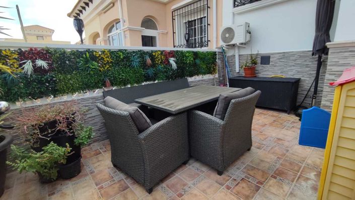 Image No.7-3 Bed Townhouse for sale