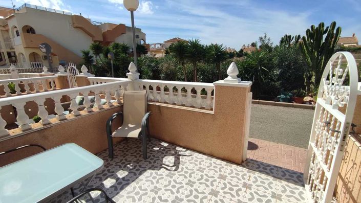 Image No.26-2 Bed Townhouse for sale