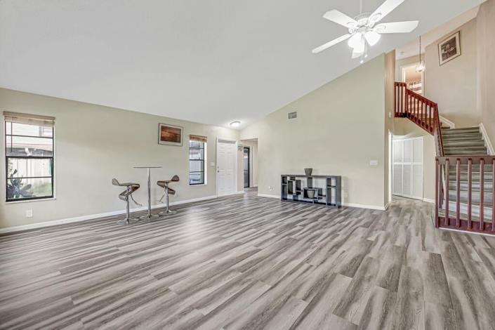 Image No.13-3 Bed Townhouse for sale