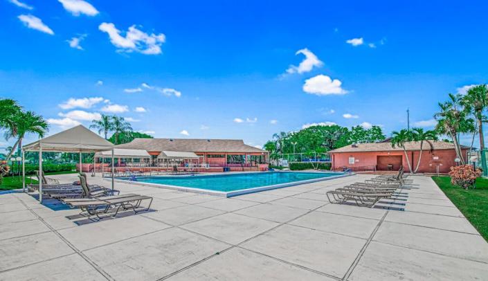 Image No.36-3 Bed Townhouse for sale