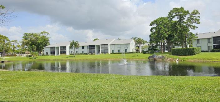 Image No.4-Condo de 2 chambres à vendre à West Palm Beach