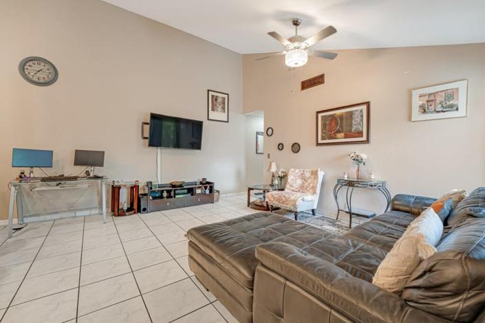 Image No.20-Villa de 3 chambres à vendre à West Palm Beach