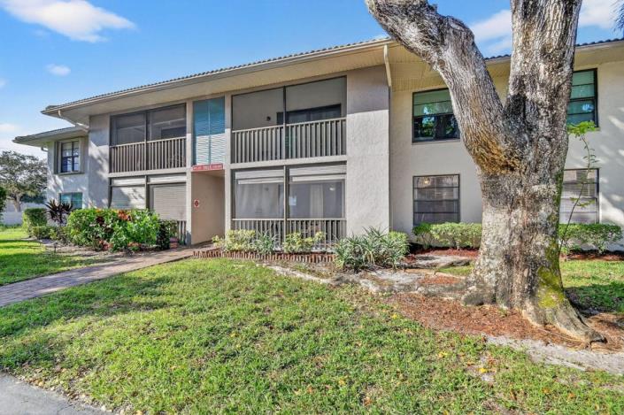 Image No.31-2 Bed Condo for sale