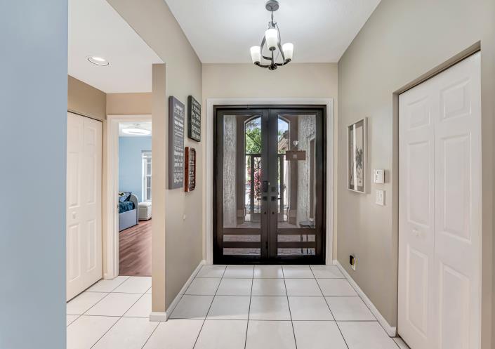 Image No.5-2 Bed Villa for sale