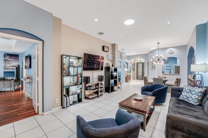 Image No.14-2 Bed Villa for sale