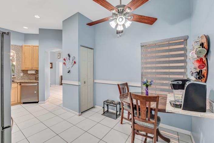 Image No.20-2 Bed Villa for sale