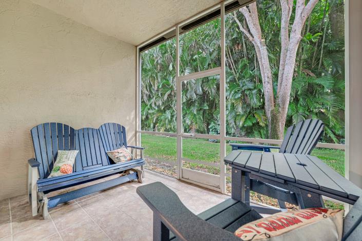 Image No.39-2 Bed Villa for sale