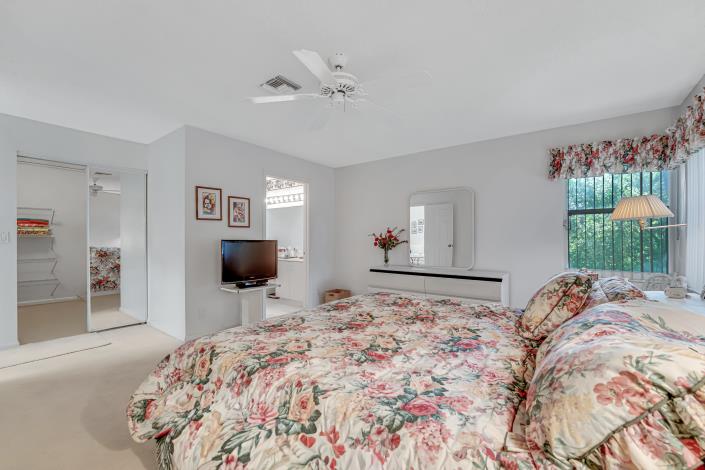 Image No.29-2 Bed Villa for sale