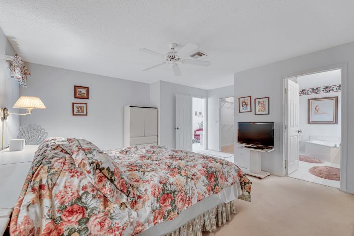 Image No.31-2 Bed Villa for sale